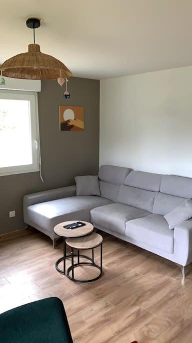 Appartement Lumineux De 60M2 Guer Buitenkant foto